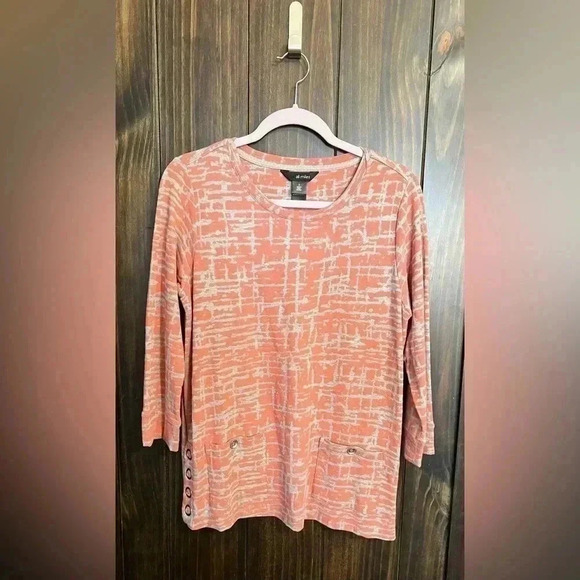 Ali Miles Tunic. Size: Small - Picture 3 of 12